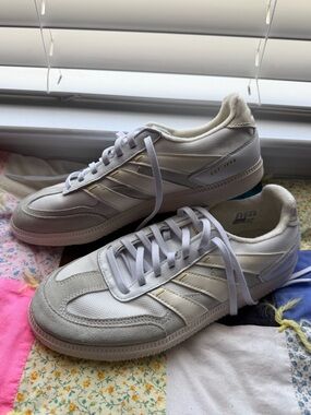 Adidas Predator sneakers